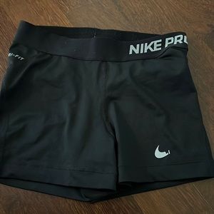Nike pro black shorts